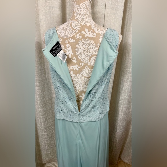 Alex Evenings 2-Piece Formal Gown Set Sage Green 14P Petite Lace Jacket & dress - Picture 4 of 10